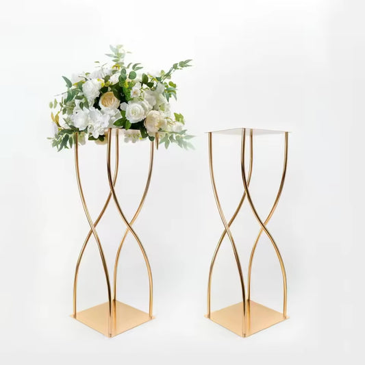 Gold Swivel Centerpiece